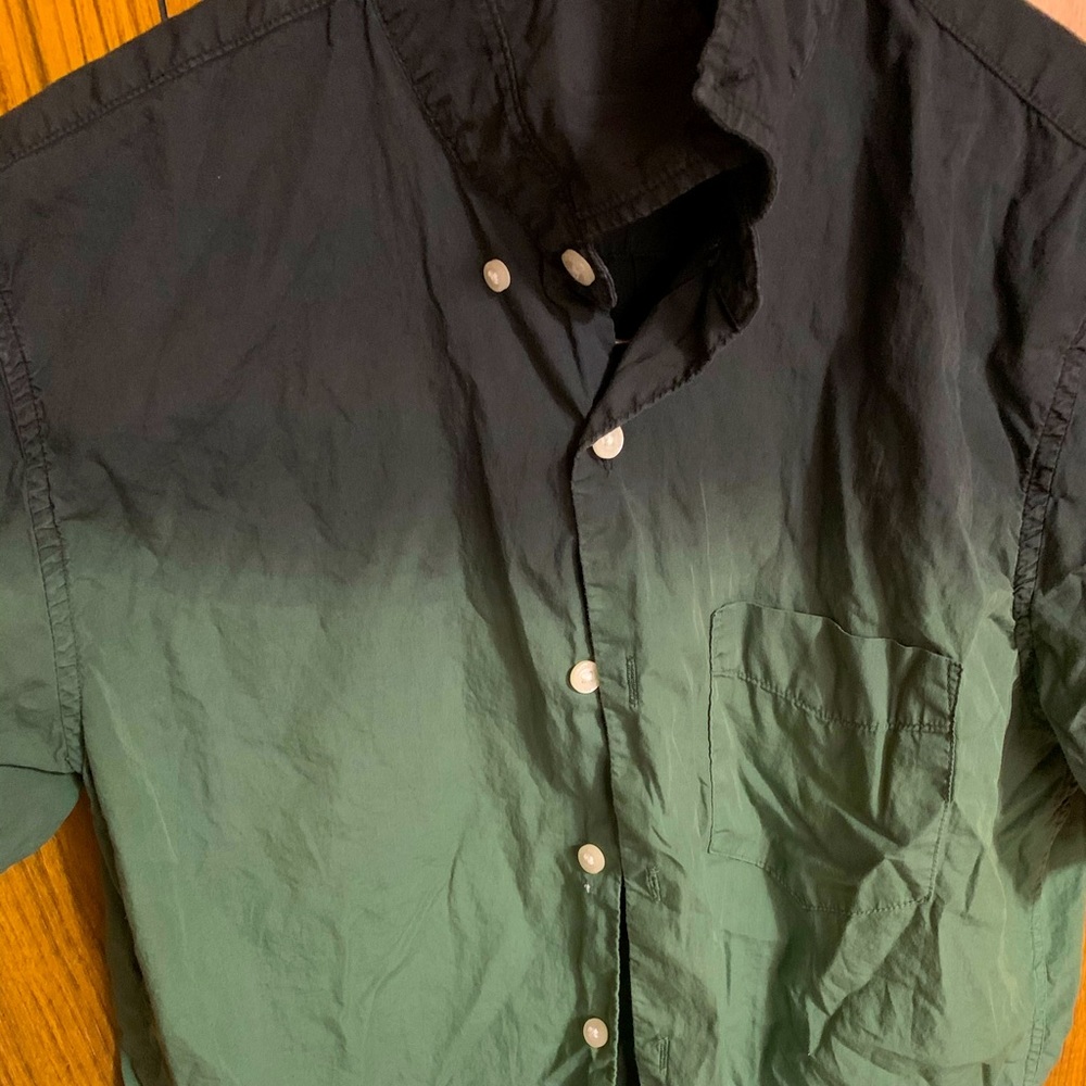 American Eagle Buttoned Shirt